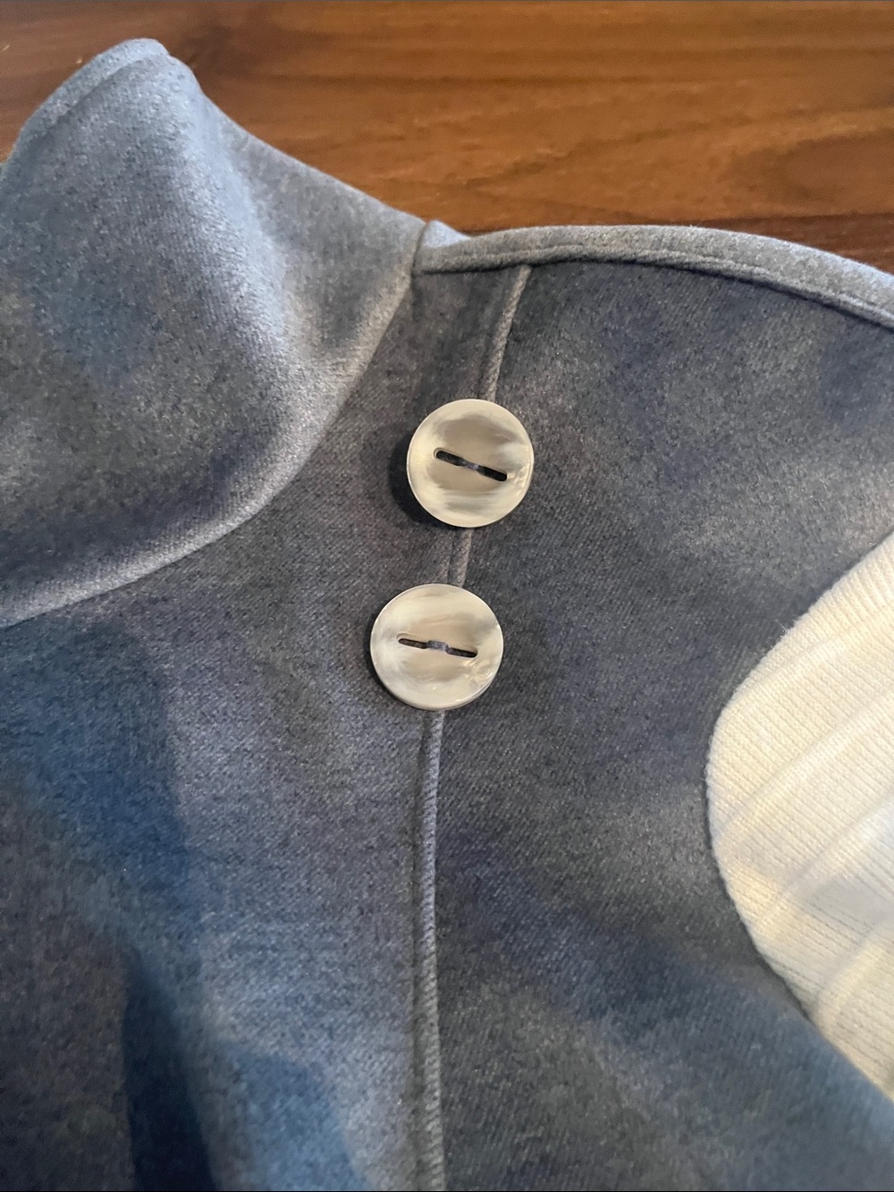 Truffle coat with belt 2 tones - Picture 2 of 4